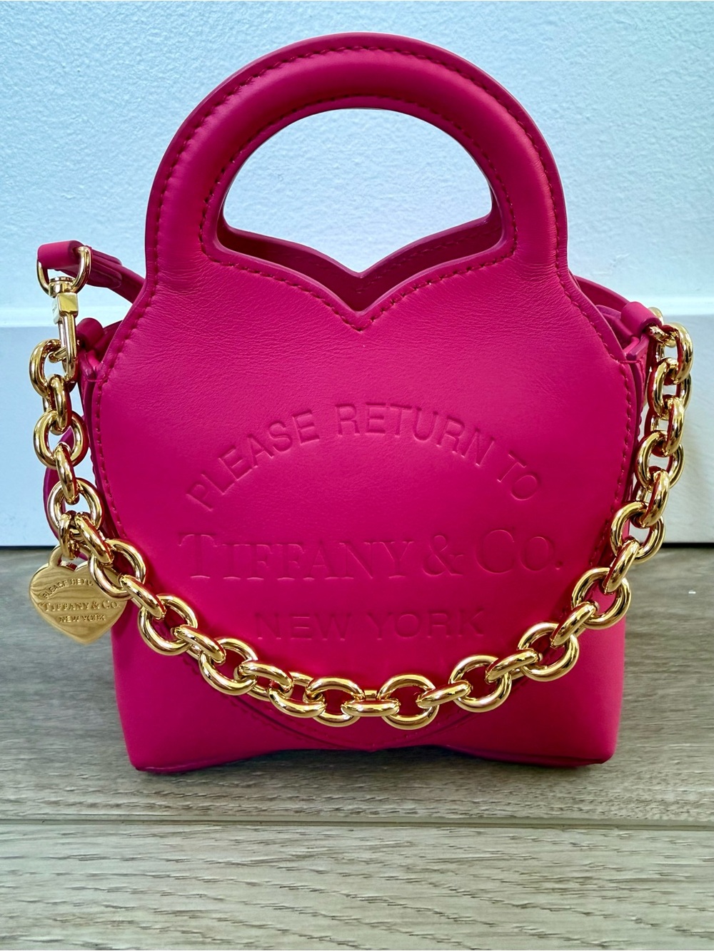 NWOT Tiffany & Co. Return to Tiffany Pink Leather Heart Mini Tote Bag Gold Chain